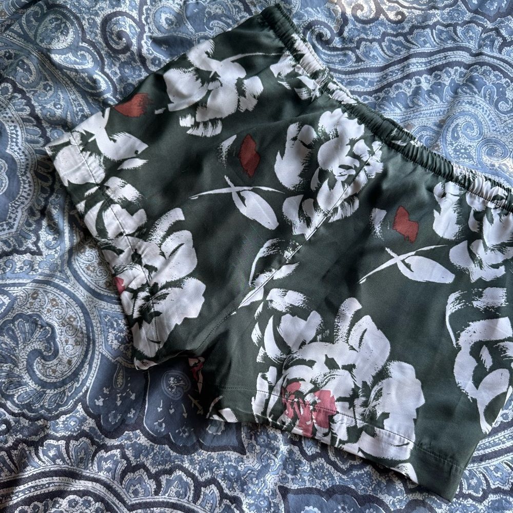 PJ Salvage Silky PJ Short - Picture 5 of 6